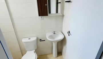 C3815 10.jpg